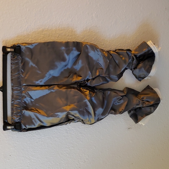 It Inspired Silver Gray Sateen Clown Costume w/Lace Cuffs/Hens and 2 Fur PomPoms - Picture 6 of 11